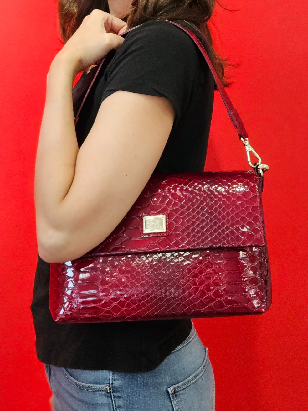 Cavalinho Gallop 3 in 1: Patent Leather Clutch, Handbag or Crossbody Bag SKU 18170509.04 #color_red